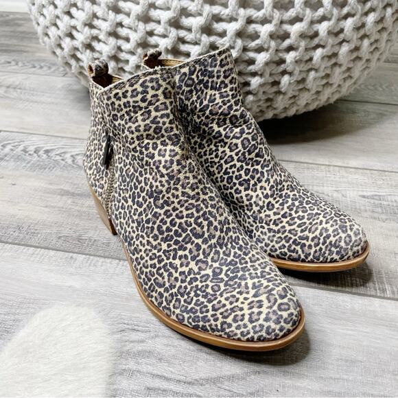 Lucky Brand Basel Leopard Print Leather Ankle Booties Black Tan Size 6.5M - Picture 2 of 8